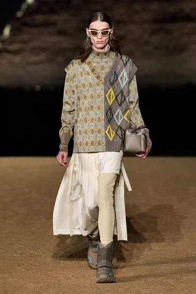 Look 23